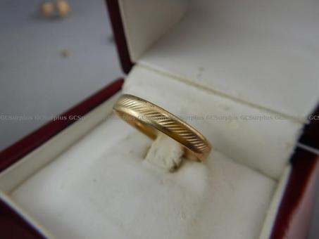 Picture of 10kt Yellow Gold Wedding Band