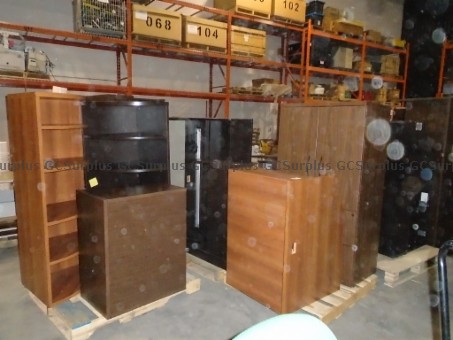 Picture of Lot of Office Furniture