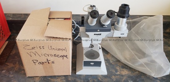 Picture of Stereoscopic Microscope and Ca
