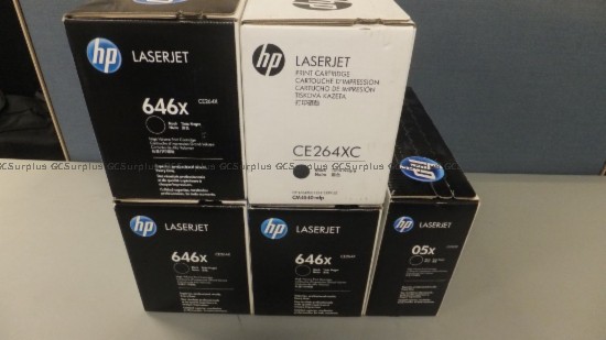 Photo de 5 cartouches de toner HP Laser