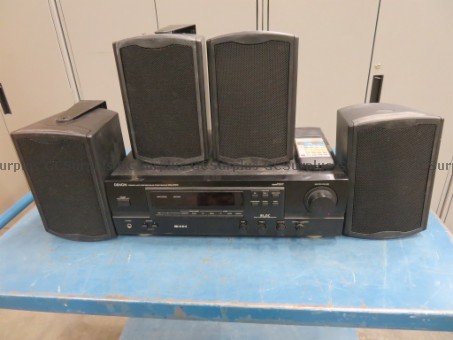 Picture of Used Amplifier and Speakers