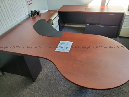 Picture of Used 2-Piece Work Desk