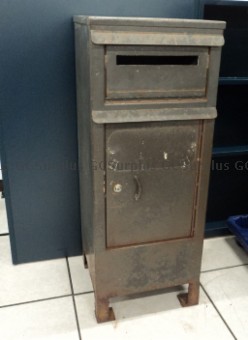 Picture of Used Metal Mailboxes