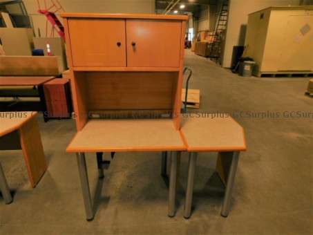 Picture of Desk with Hutch and Extension