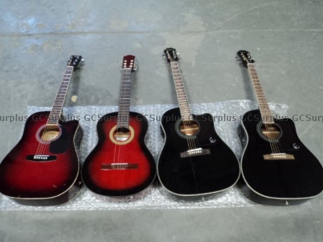 Picture of Lot of Assorted Guitars - Repa