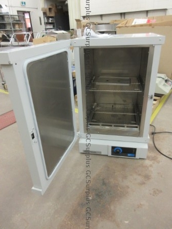 Picture of Incubator Oven
