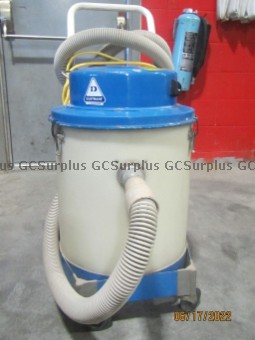 Picture of Dustbane Vacuum Cleaner
