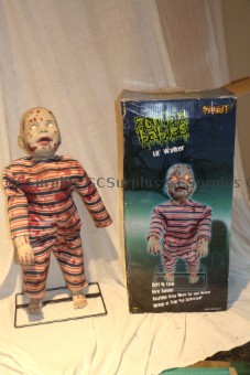 Picture of Zombie Halloween Decoration