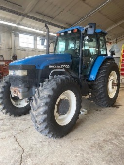 Picture of New Holland Tractor