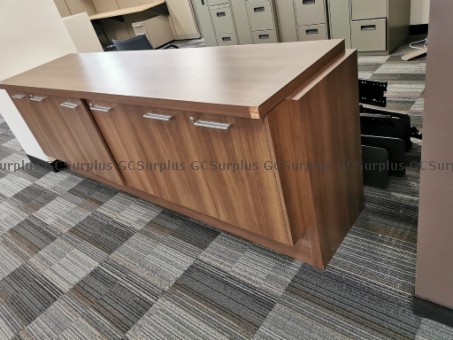 Picture of Used Melamine Counter