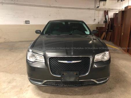 Picture of 2015 Chrysler 300 (134562 KM)