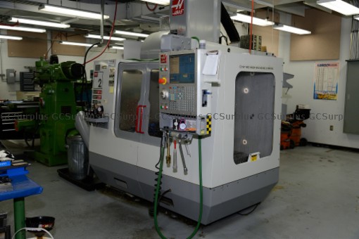 Picture of HAAS CNC Machine Center