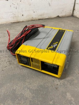 Photo de Ondulateur autonome Xantrex