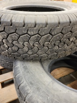 Photo de Pneus BF Goodrich Rugged Trail