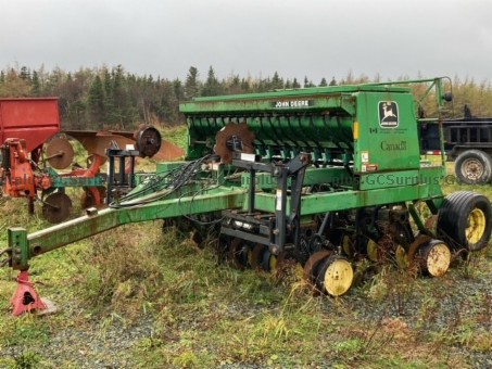 Photo de Semoir sans labour - John Deer