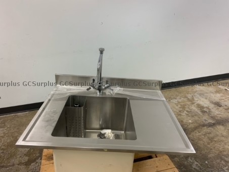 Picture of Stainless Steel Counter Top Wi