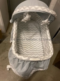 Picture of Bily Baby Bassinet