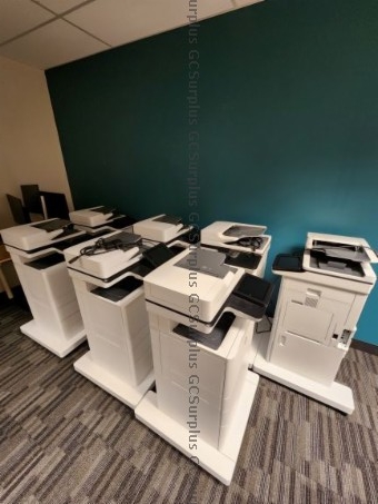 Photo de 7 imprimantes laser HP multifo