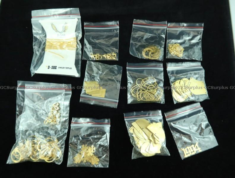 Picture of 1 Lot of Jewelry Parts