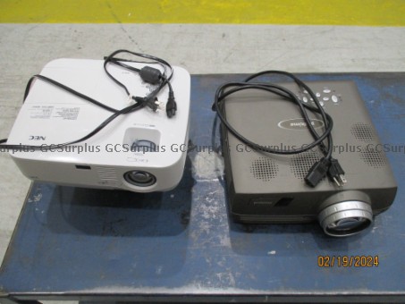 Picture of Various Used Projectors