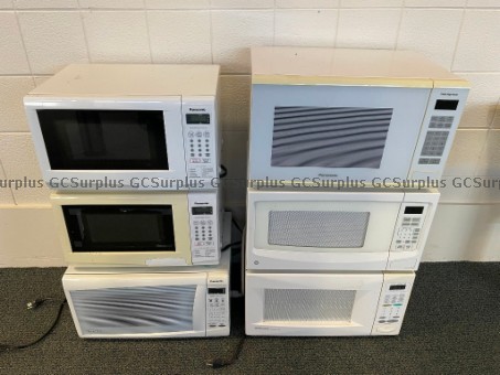 Picture of Microwaves