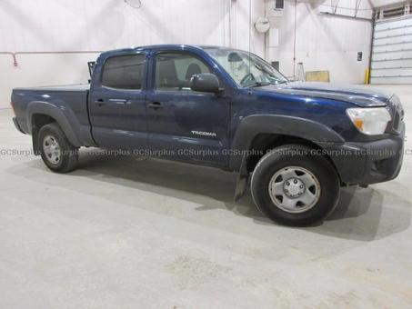 Picture of 2013 Toyota Tacoma