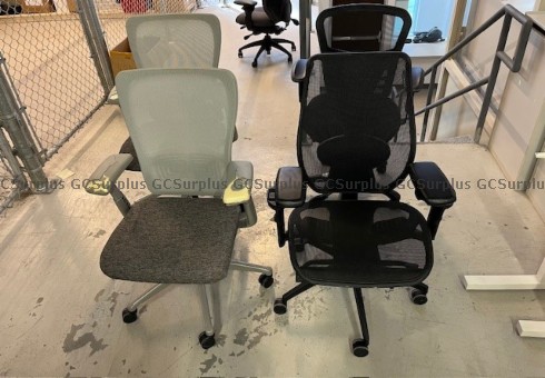 Picture of Lot of Chairs