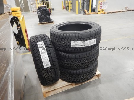 Photo de Jeu de pneus d'hiver Bridgesto