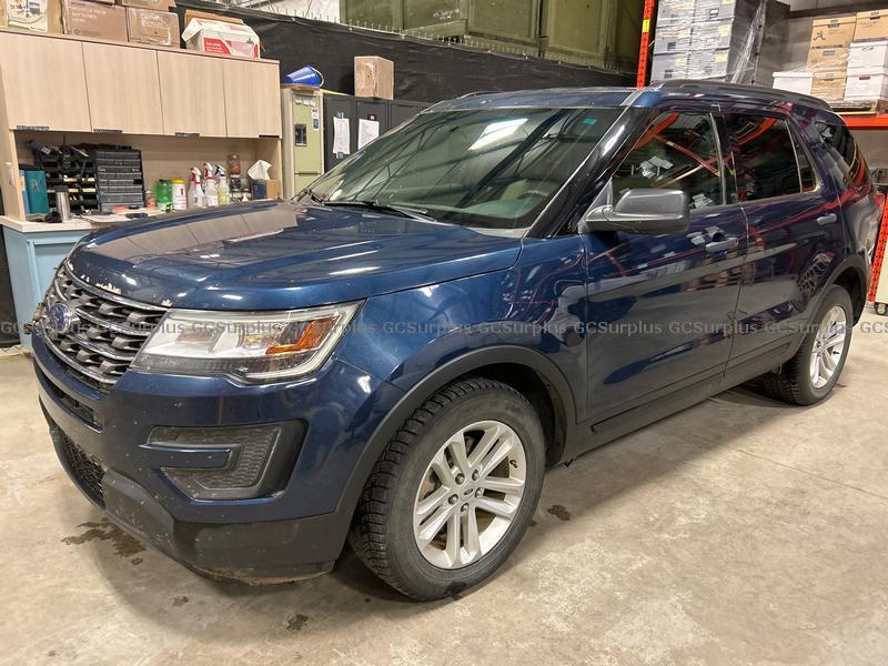 Picture of 2017 Ford Explorer (179599 KM)
