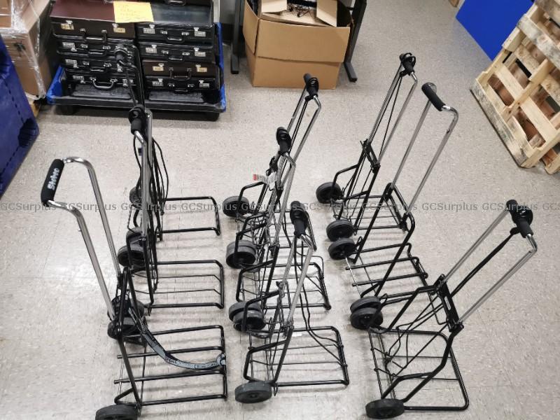 Picture of Used Luggage Carts