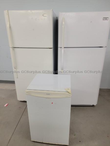 Picture of Refrigerator Lot