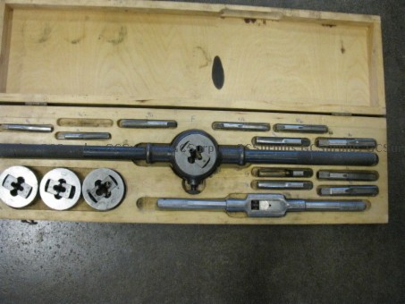 Picture of Fine Threading Set