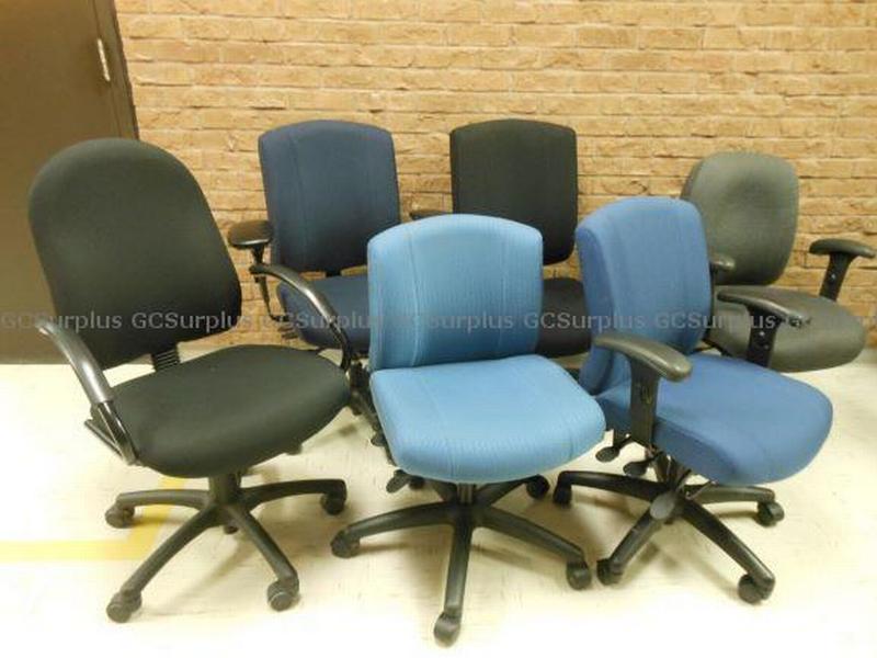 Picture of Lot of 14 Office Chairs