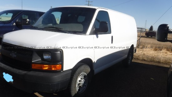 Picture of 2015 Chevrolet Express 2500 Ca