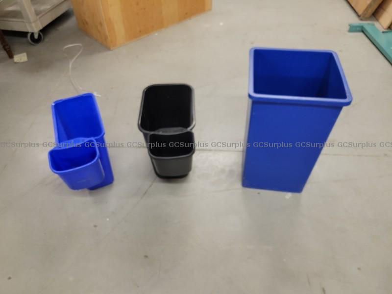 Picture of Plastic Containers
