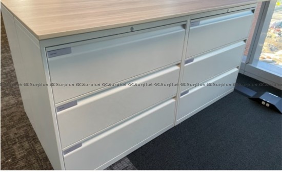 Picture of Metal 3-Drawer White Cabinets