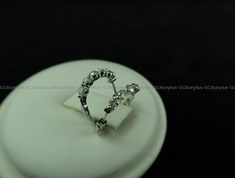 Picture of Earring with Diamonds