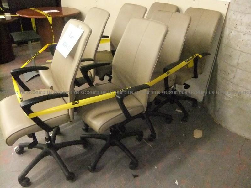 Picture of Rotary Office Chairs