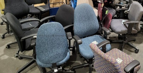 Picture of Lot of Office Chairs