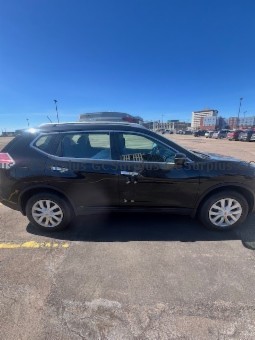 Picture of 2016 Nissan Rogue (150635 KM)