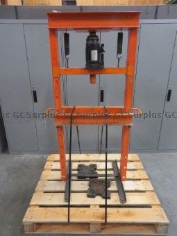 Picture of Hydraulic Press