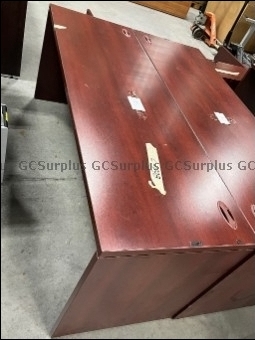 Picture of Lot of Office Desks