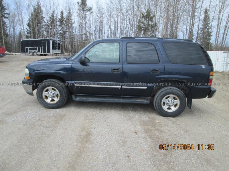 Picture of 2004 Chevrolet Tahoe 4WD