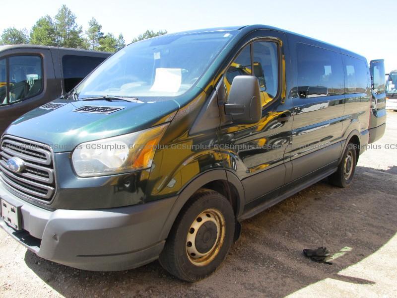 Photo de Ford Transit 150 Wagon XL, 201