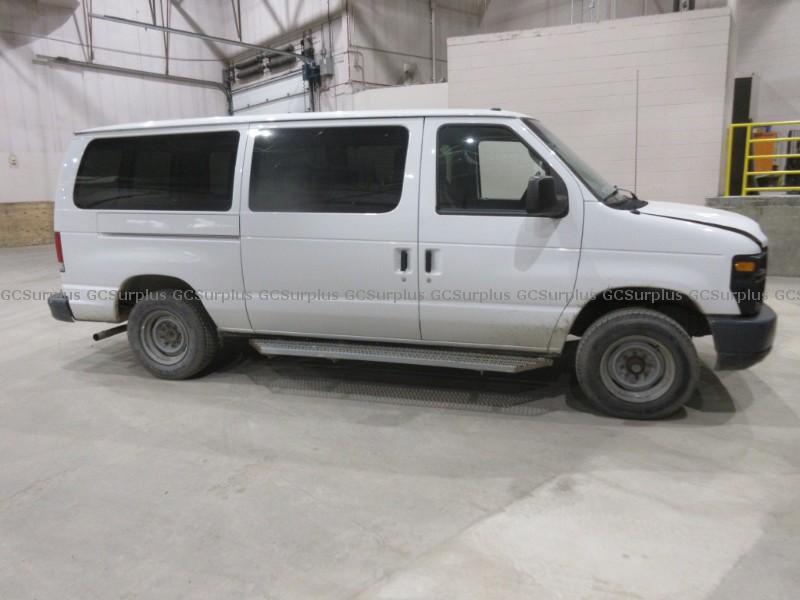 Picture of 2014 Ford Econoline E-150