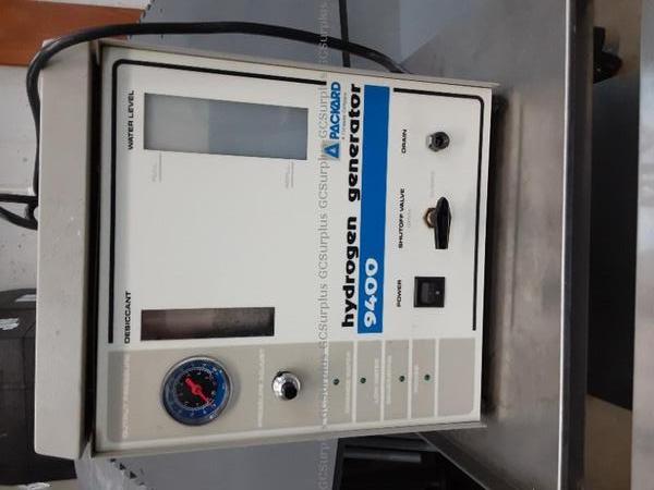 Picture of Packard 9400 Hydrogen Generato