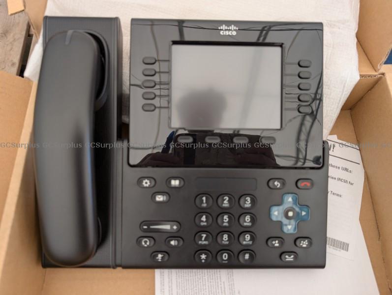 Picture of Lot of 16 Cisco Systems Phones