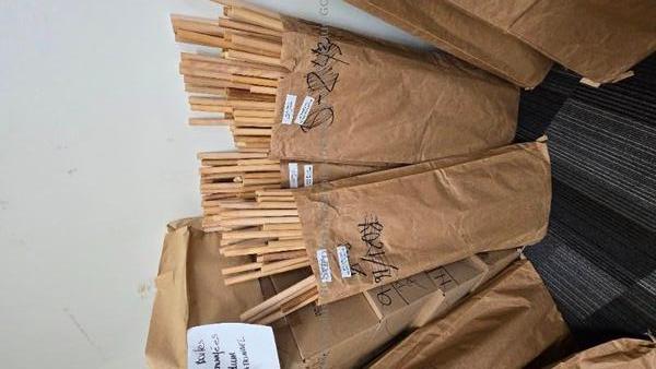 Picture of Lot of Smooth Dowels in Natura
