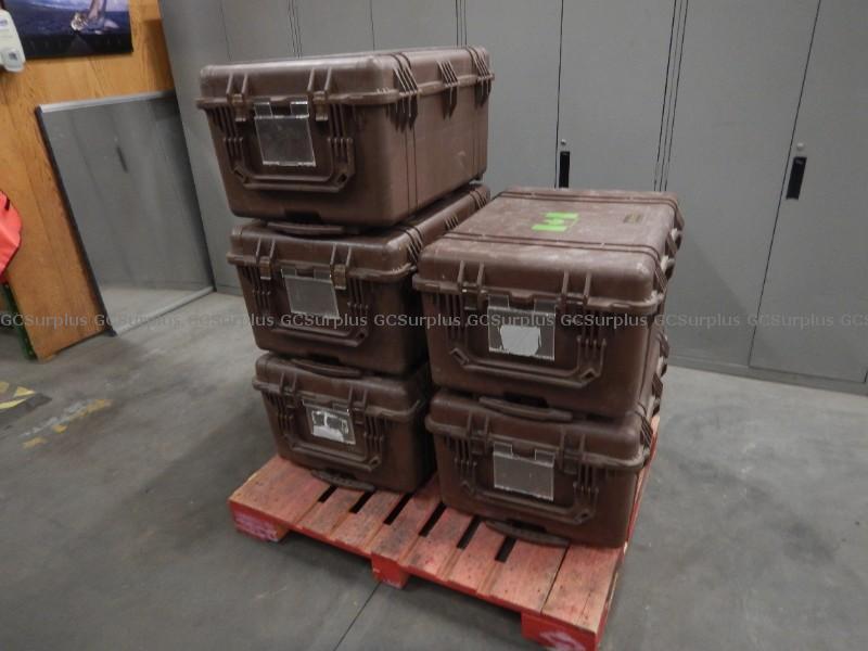 Picture of Lot of 5 Pelican Transport Cas