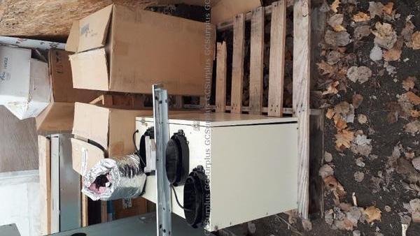 Picture of Lot of Venmar and FanTech Heat
